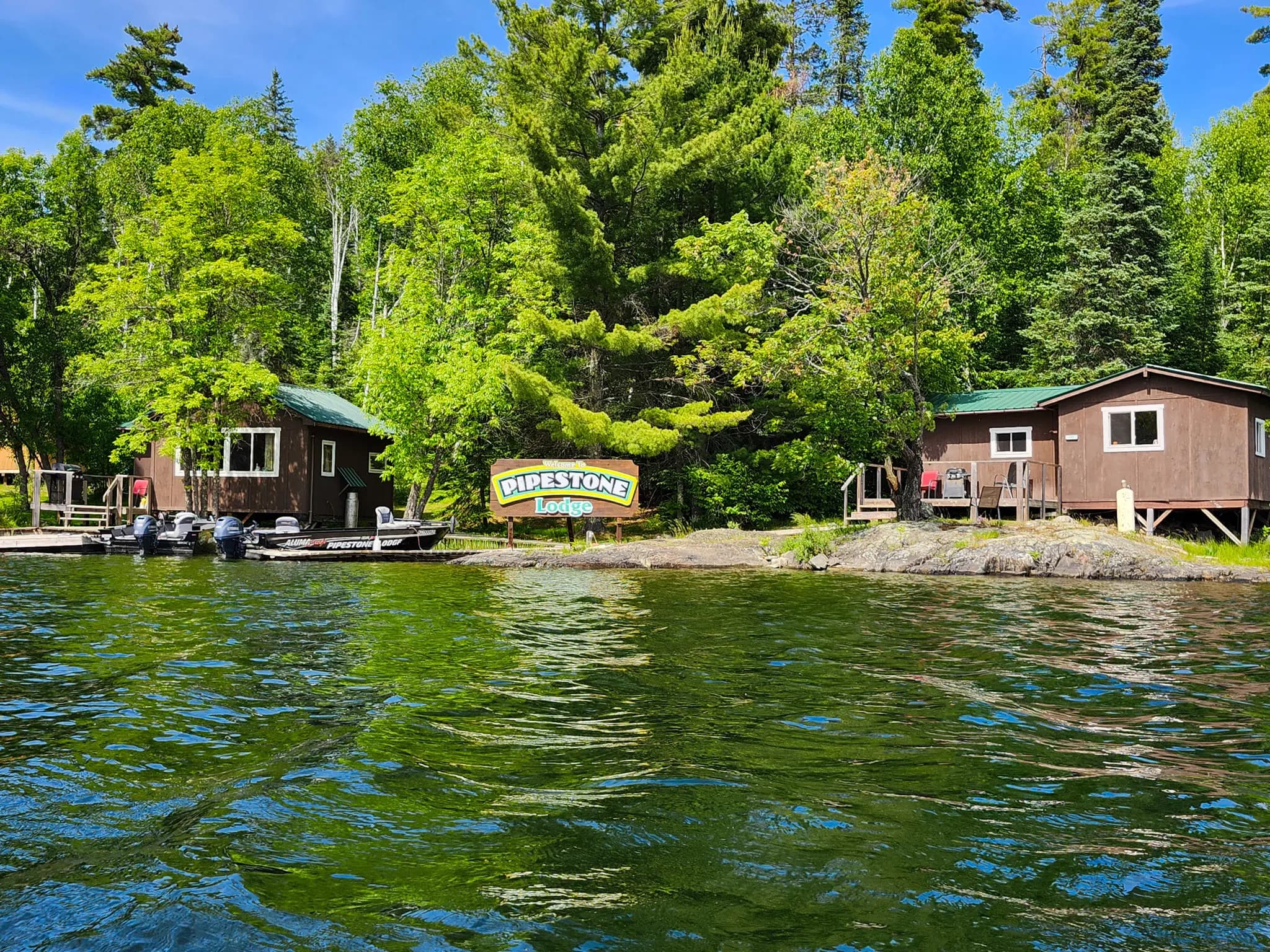 Contact Pipestone Lodge