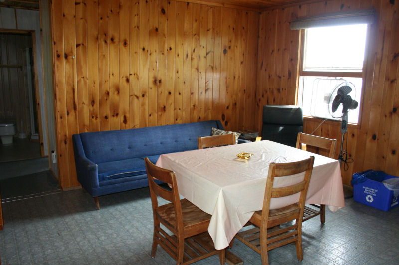 Cabin 5 living area