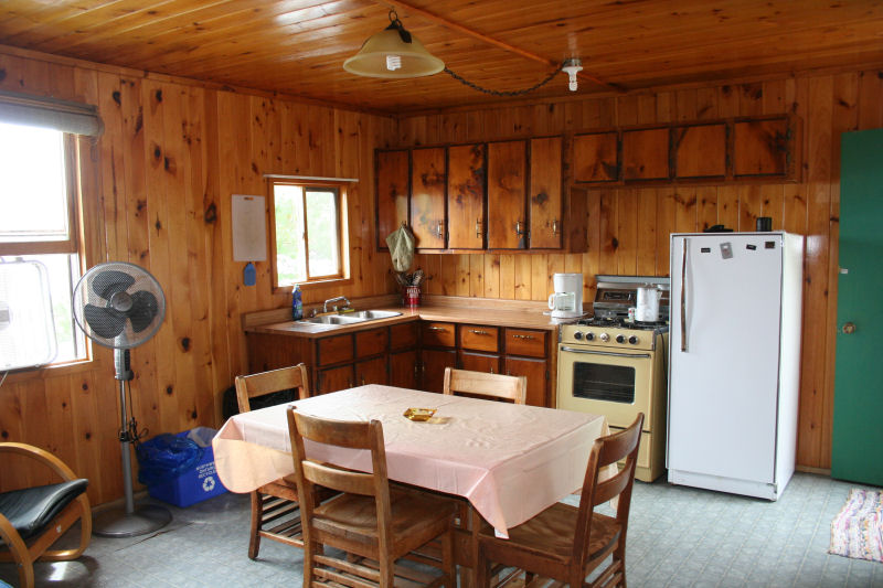 Cabin 5 living area
